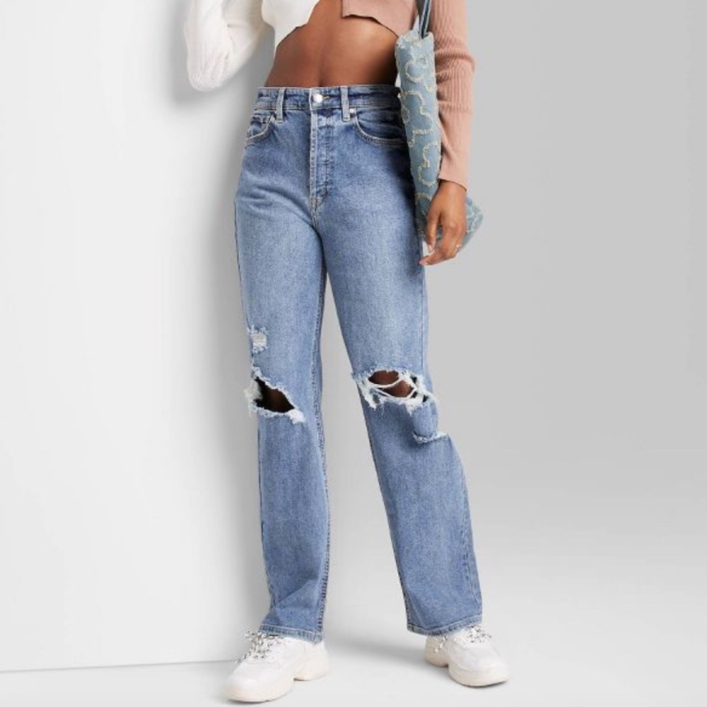 NWT: Wild Fable, Super-High Rise Distressed Straight Jean, Medium Wash, Size 2